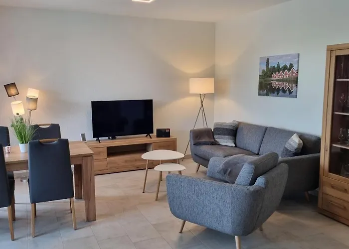 Park-apartment Scharmuetzelsee 9 アパート ヴェンディッシュ・リーツ